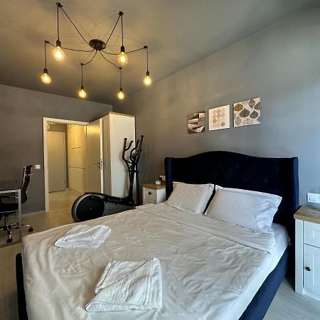 Elisio - Bricks Apartment Брашов Экстерьер фото