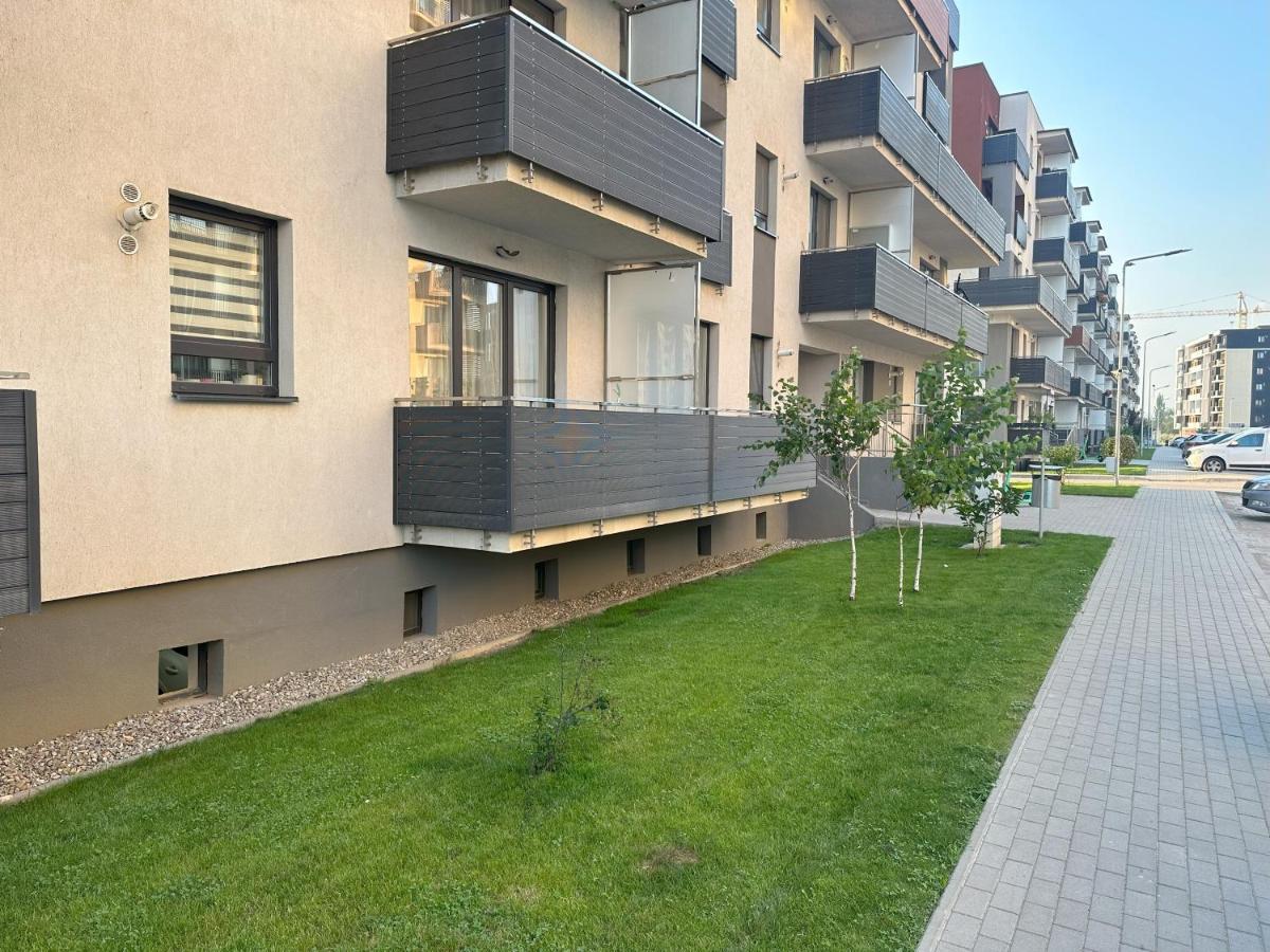 Elisio - Bricks Apartment Брашов Экстерьер фото